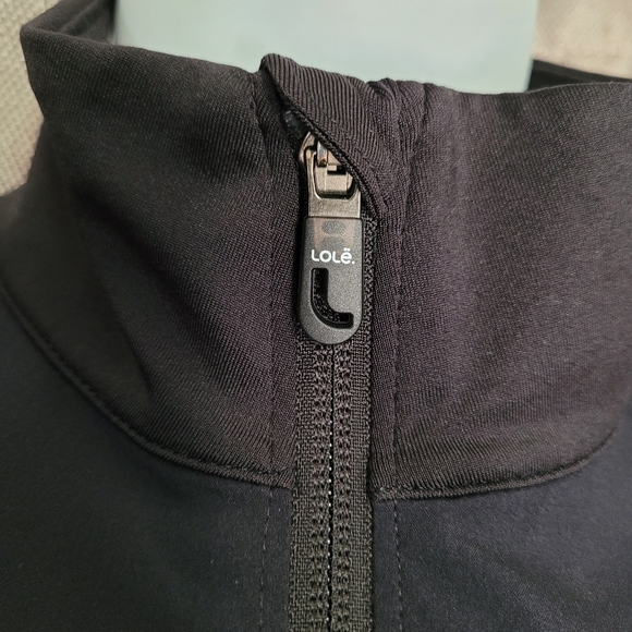 ⭐️Lolë. Wind-breaker⭐️ - Picture 3 of 4